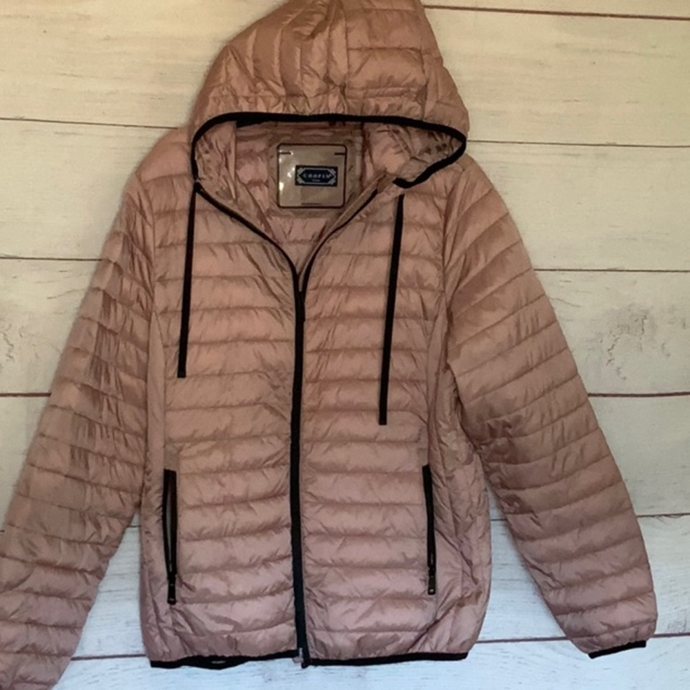 Pink Light Weight Puffer Jacket. (Not down)